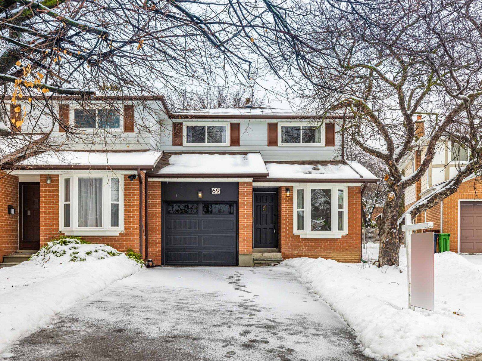 Toronto C15, ON M2J 3K4,69 Baroness CRES