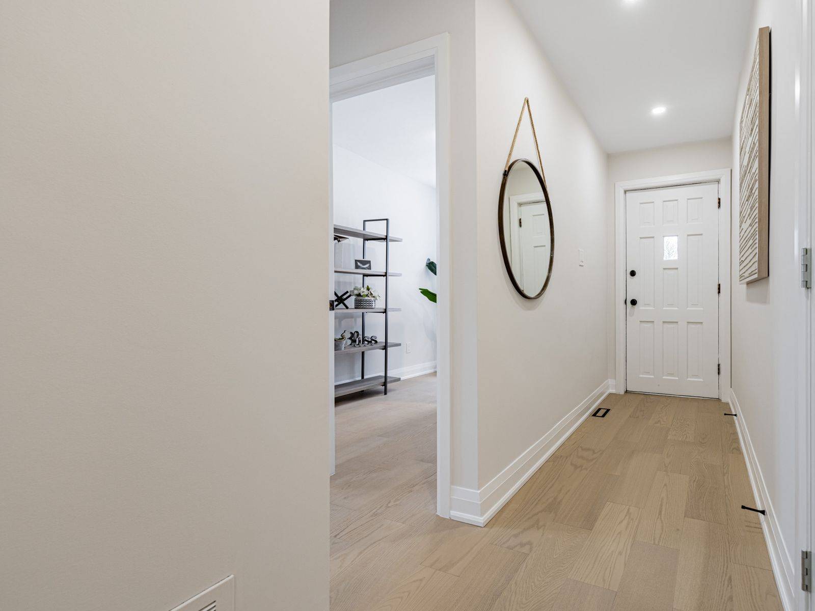 Toronto C15, ON M2J 3K4,69 Baroness CRES