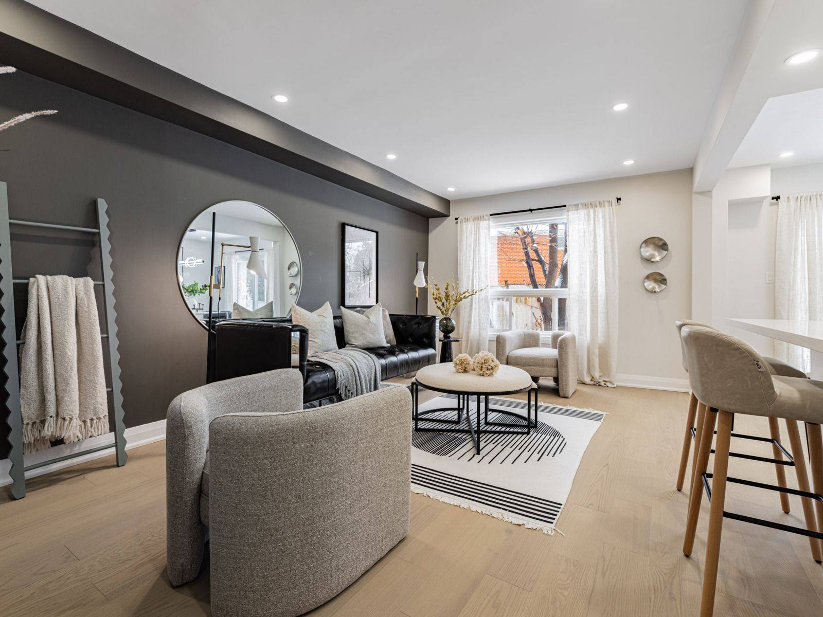 Toronto C15, ON M2J 3K4,69 Baroness CRES