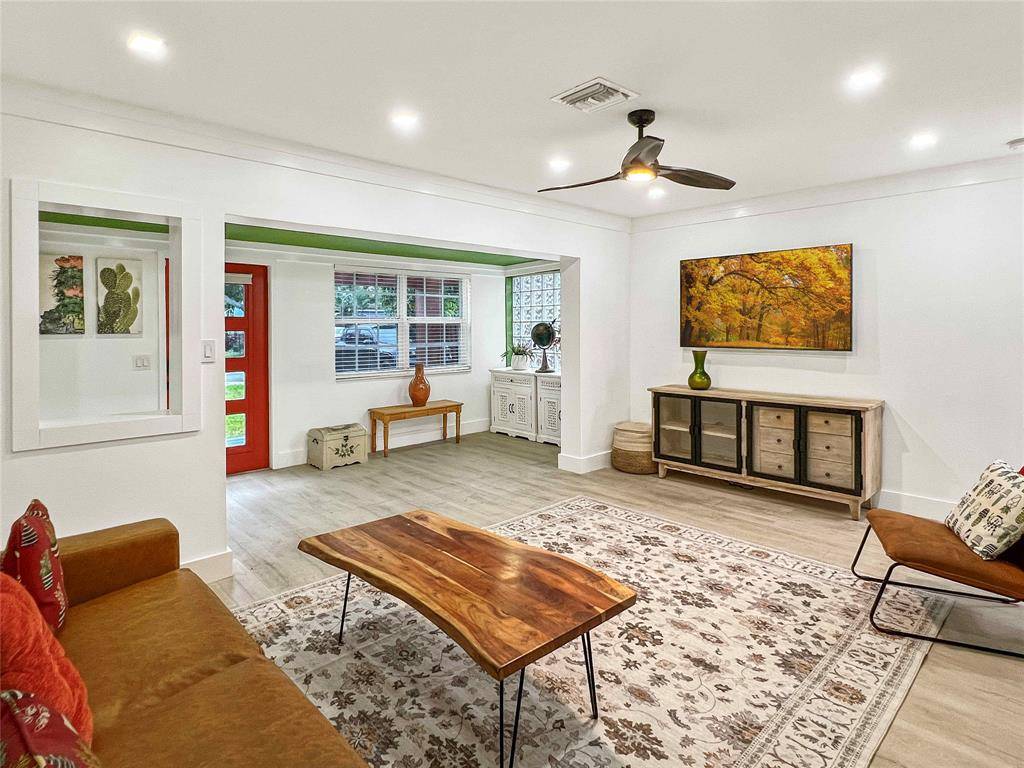 Fort Lauderdale, FL 33311,1641 NW 6th Ave