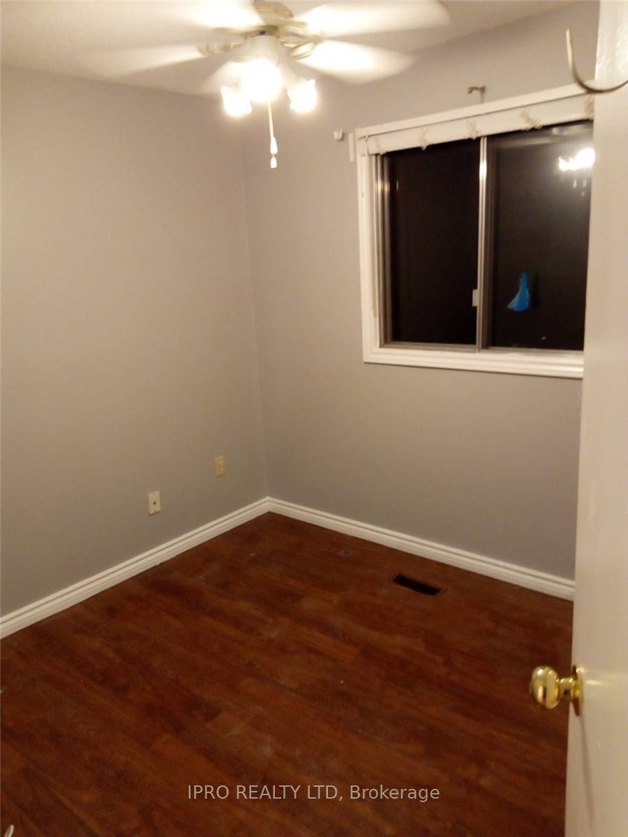 Brampton, ON L6V 3P7,382 Hansen RD N