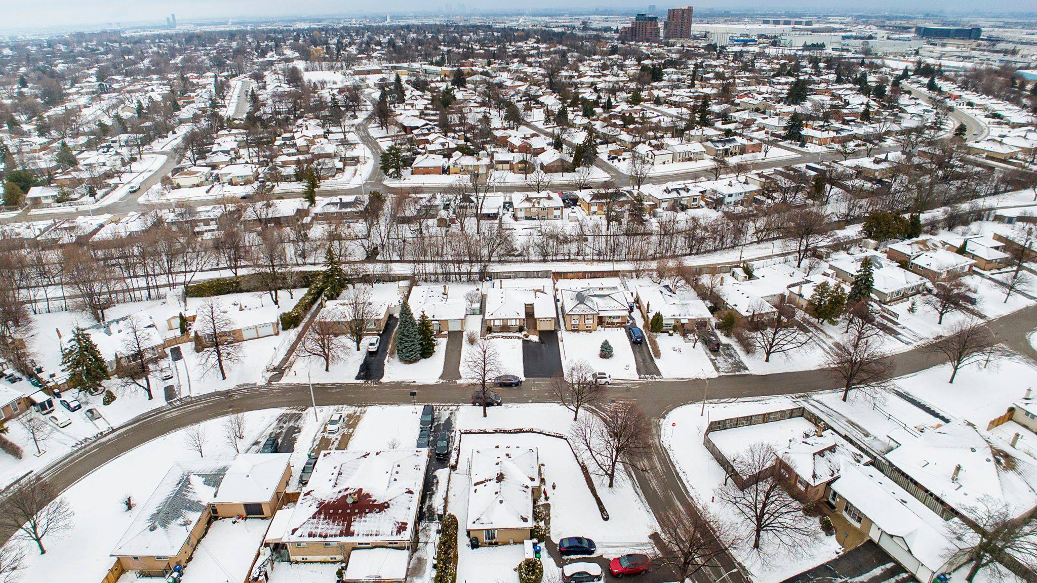 Brampton, ON L6T 2K5,77 BELMONT DR