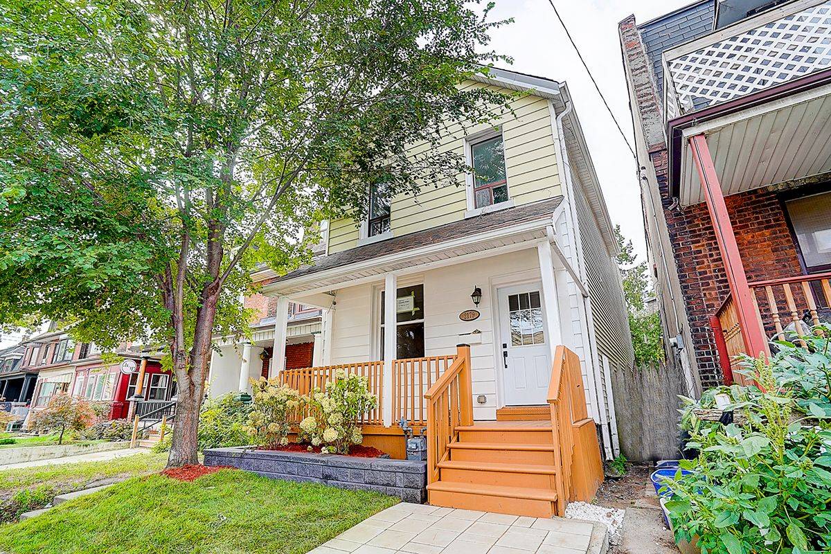 Toronto W01, ON M6R 1X5,2179 Dundas ST W