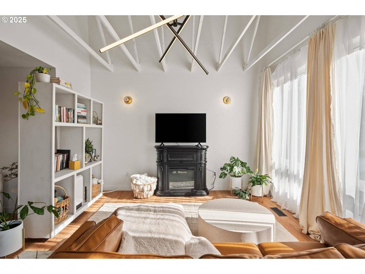 Portland, OR 97220,8629 NE CLACKAMAS ST