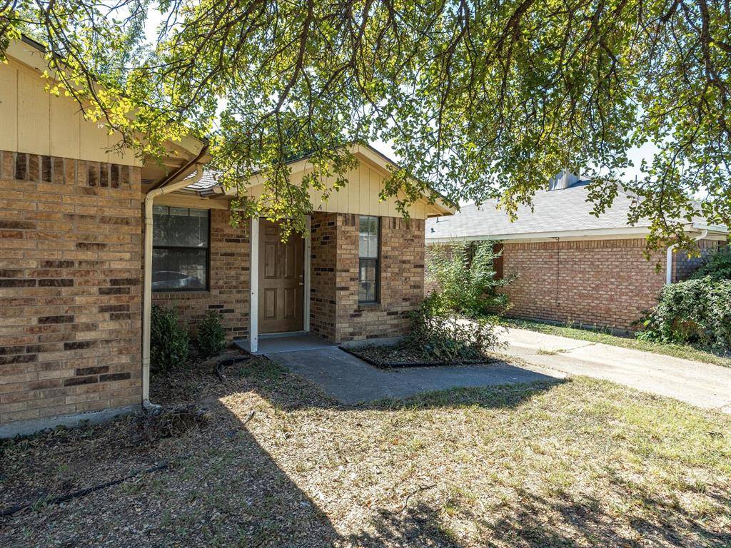 Arlington, TX 76015,2408 Ventura Drive