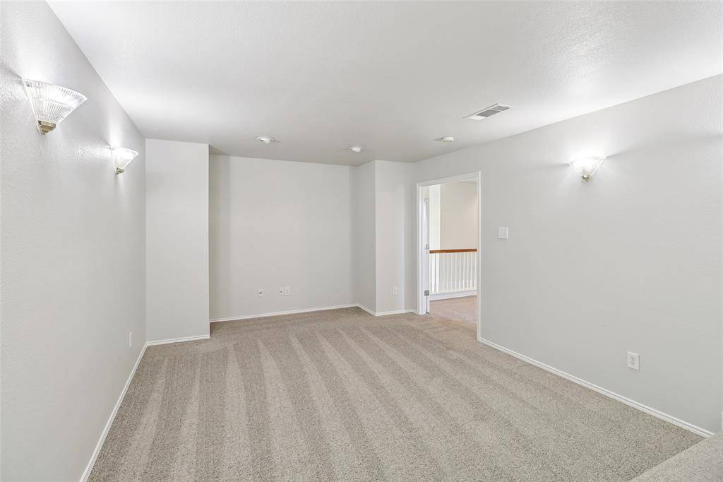 Desoto, TX 75115,1112 Meadowlark Lane