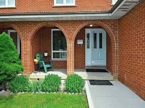 Mississauga, ON L4T 4A1,7214 Sigsbee DR