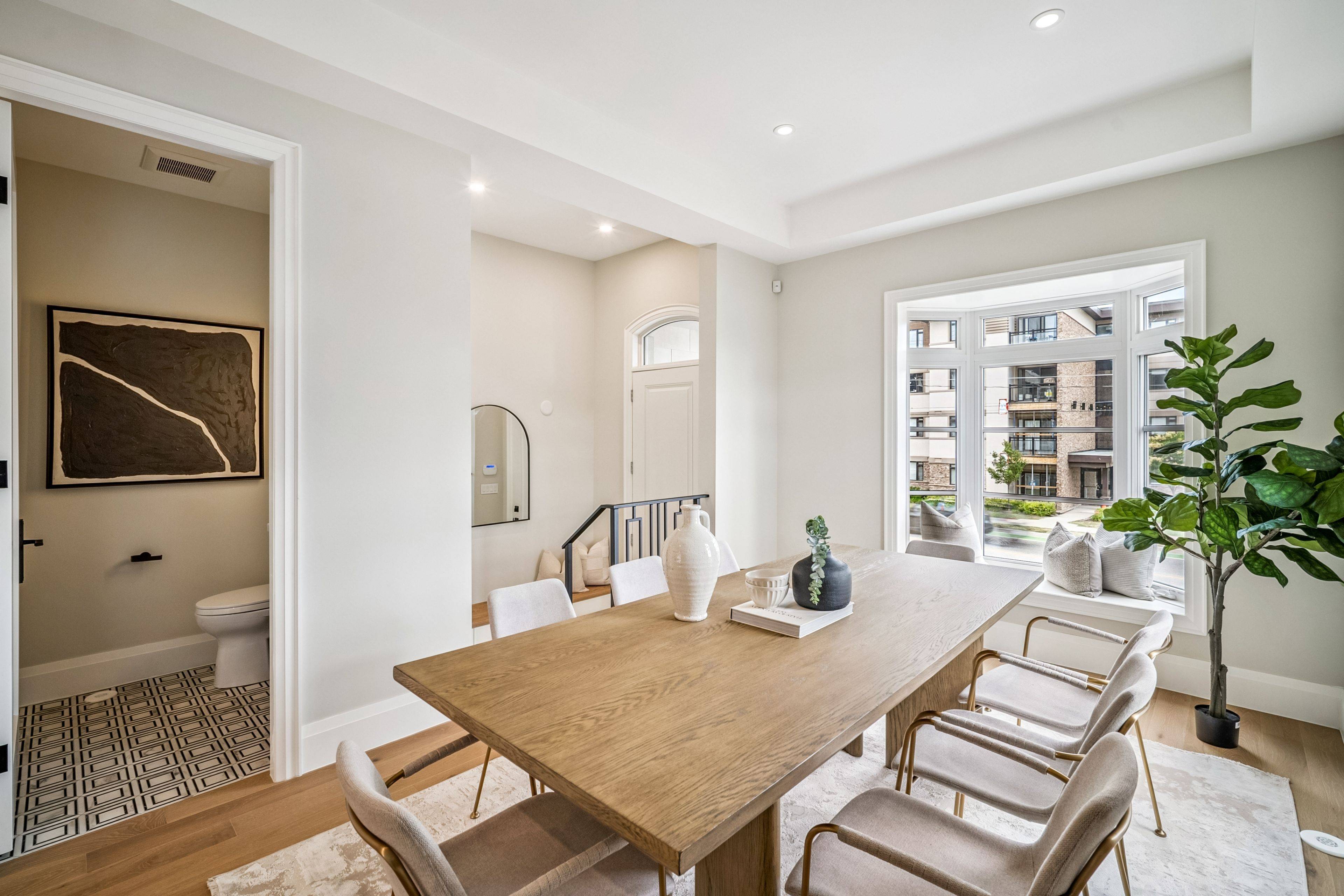 Oakville, ON L6K 2W4,249 Rebecca ST