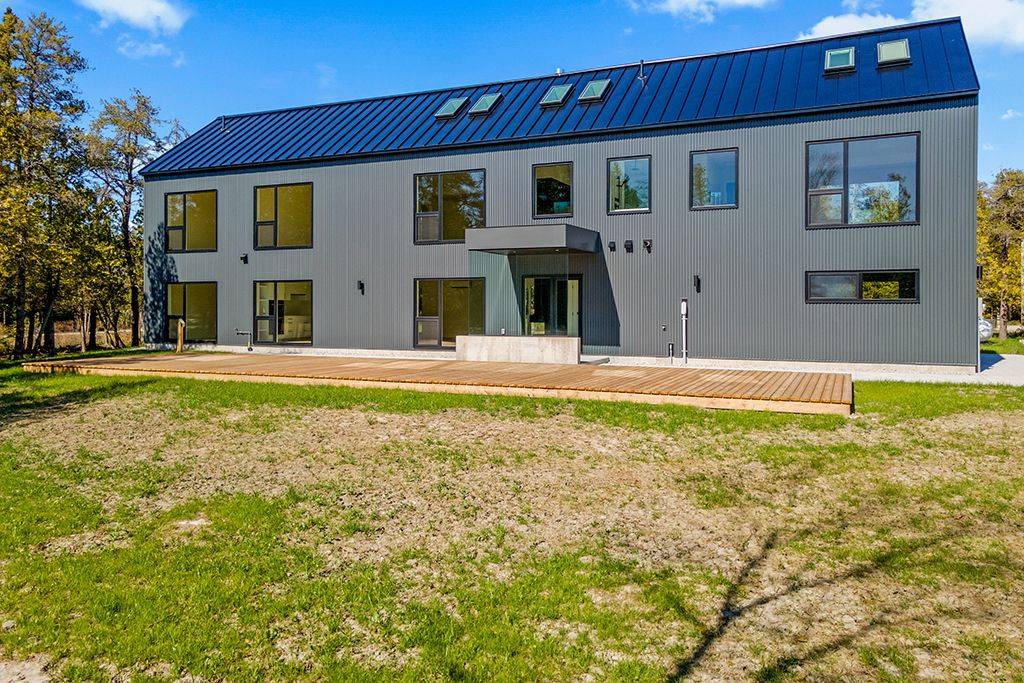 Northern Bruce Peninsula, ON N0H 2R0,67 Pedwell DR