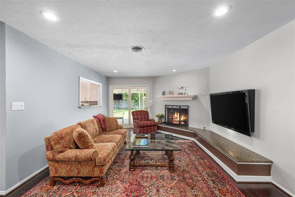 Fort Worth, TX 76116,6404 Dakar Road W