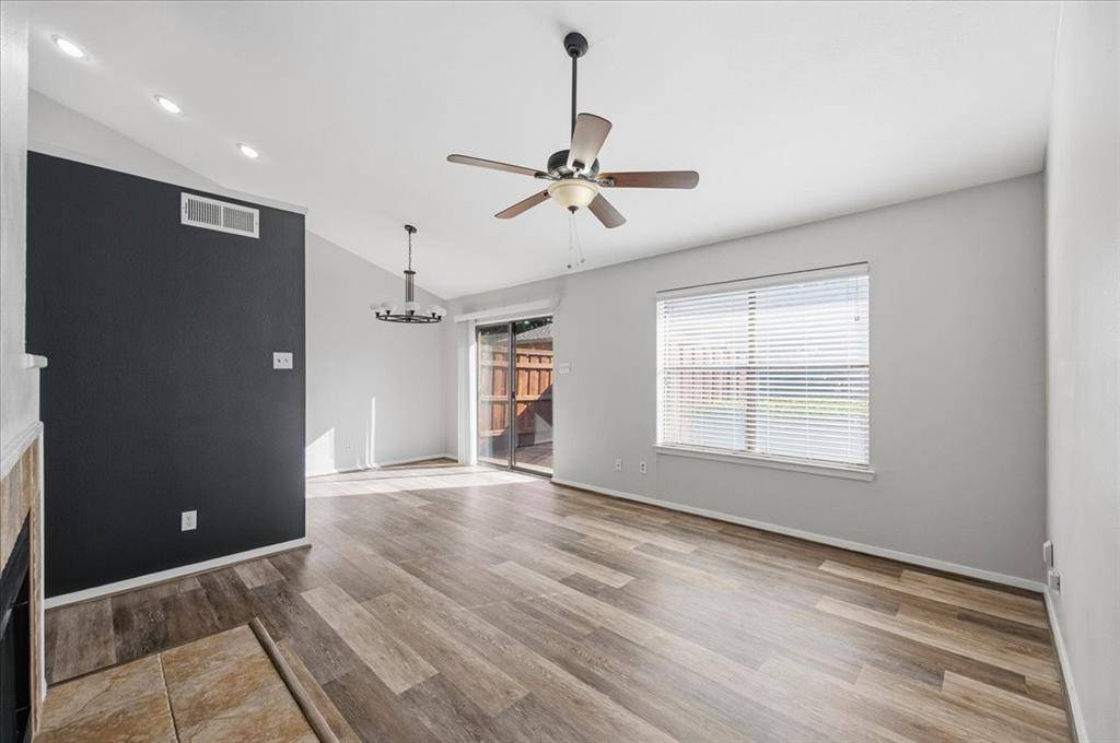 Benbrook, TX 76109,5668 Cedar Creek Drive