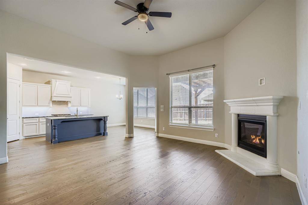 Rockwall, TX 75087,932 Hunters Creek Drive