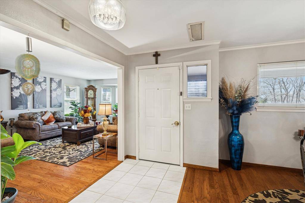 Fort Worth, TX 76112,6001 Jacqueline Road