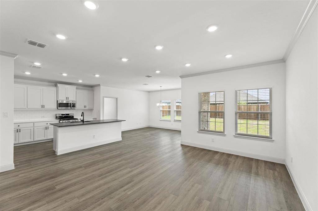 Lavon, TX 75166,544 Oak Creek Drive