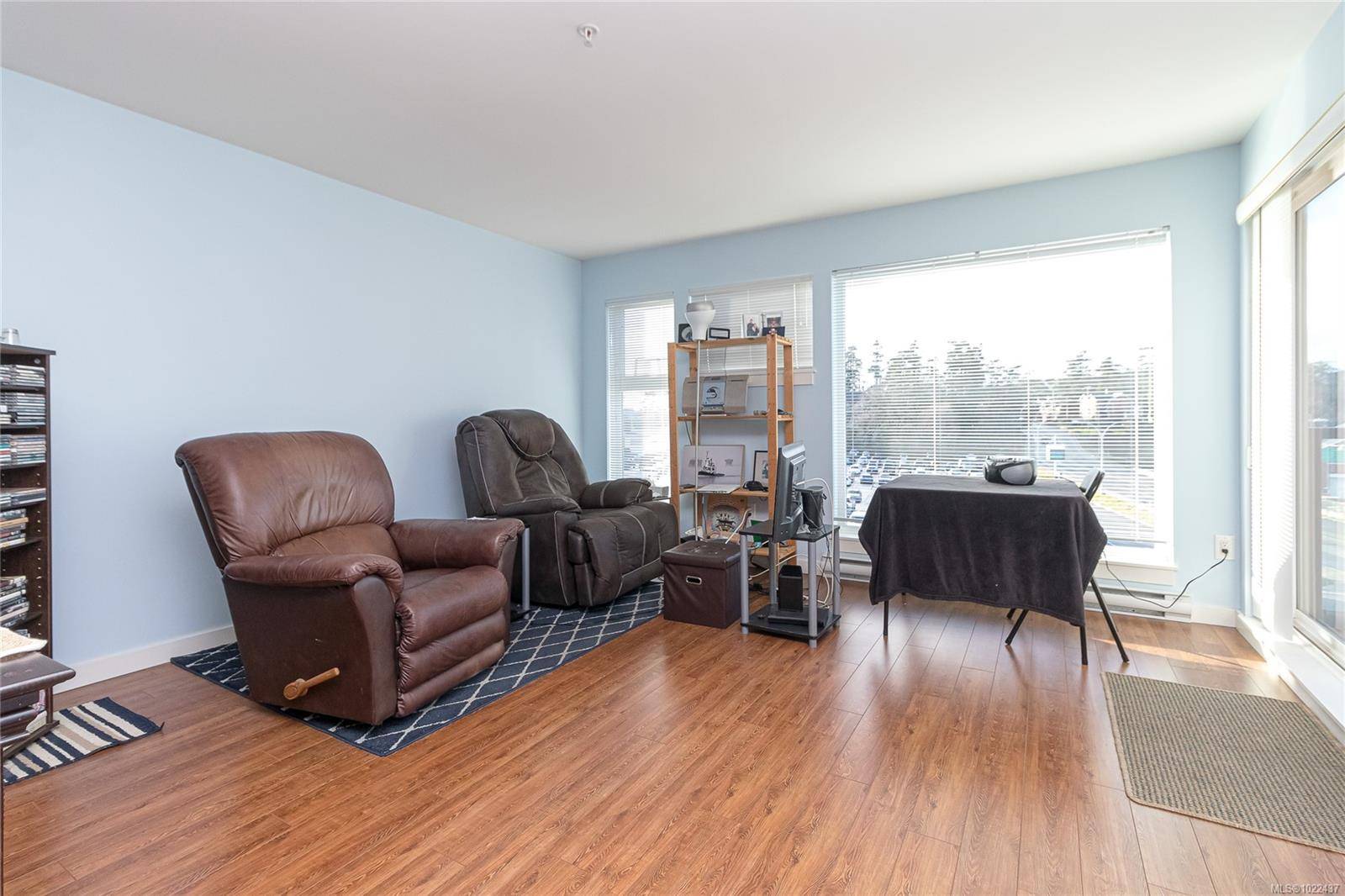 Esquimalt, BC V9A 0A4,1405 Esquimalt Rd #313