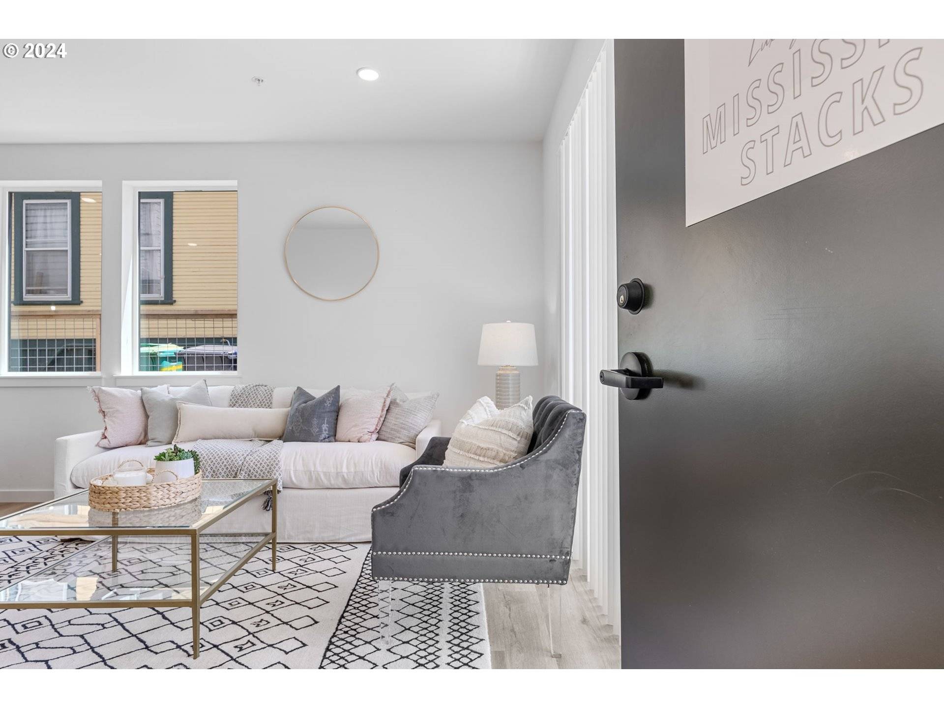 Portland, OR 97217,121 N Going ST #202