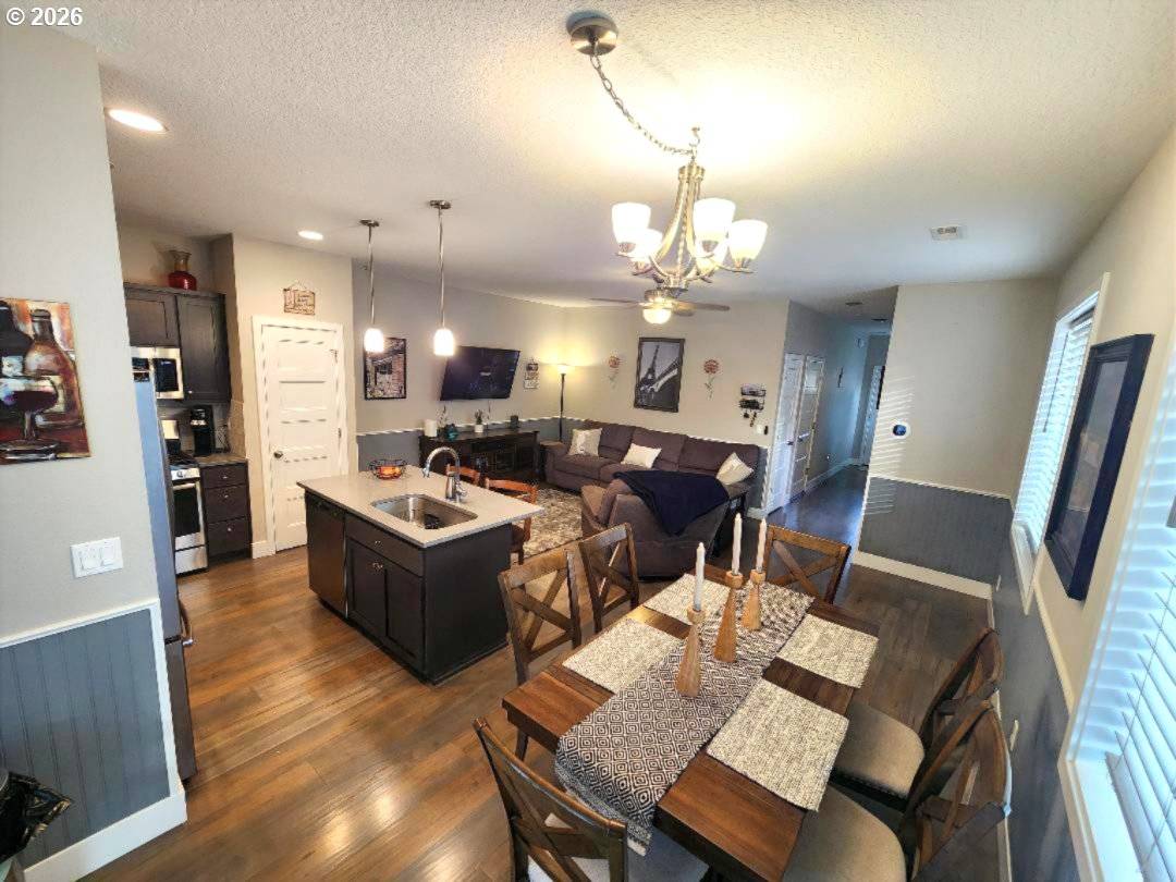 Newberg, OR 97132,811 S WILLAMETTE ST