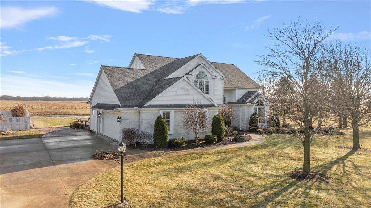 Dundee, MI 48131,1930 Petersburg RD