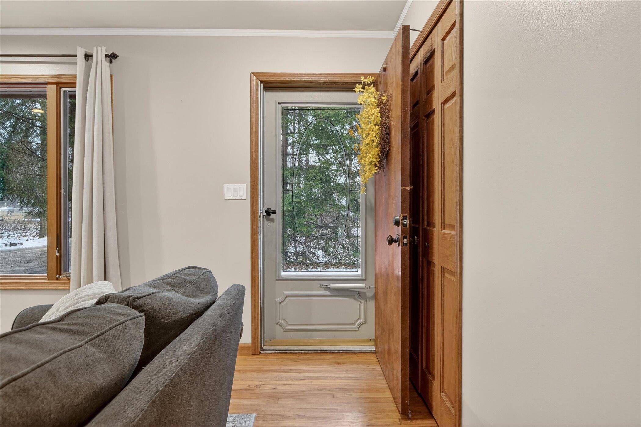 Brighton, MI 48114,9765 Mcclements RD