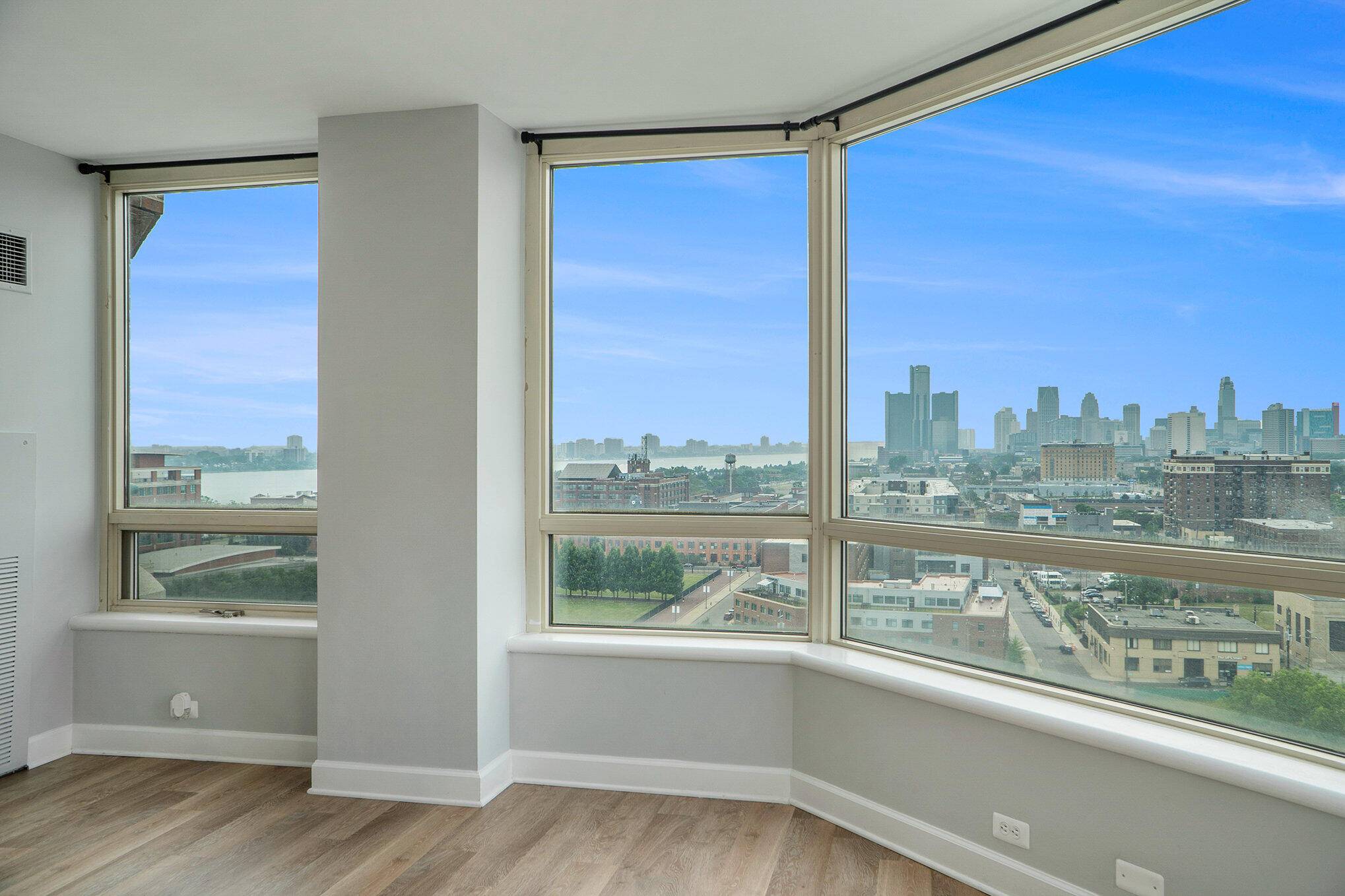 Detroit, MI 48207,3320 Spinnaker LN #16D