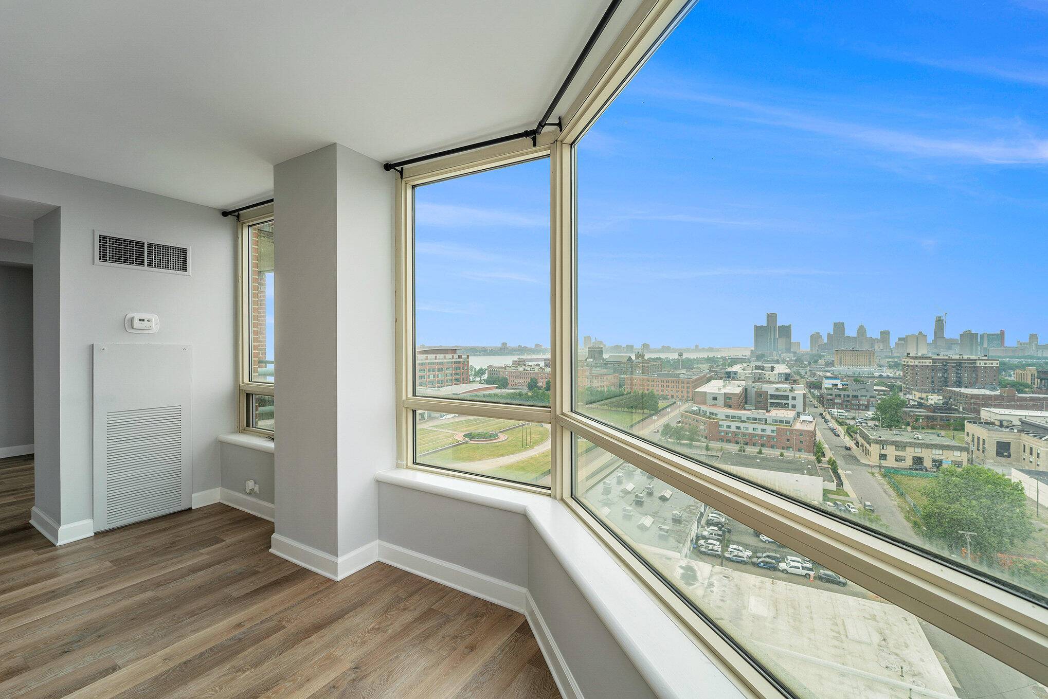 Detroit, MI 48207,3320 Spinnaker LN #16D