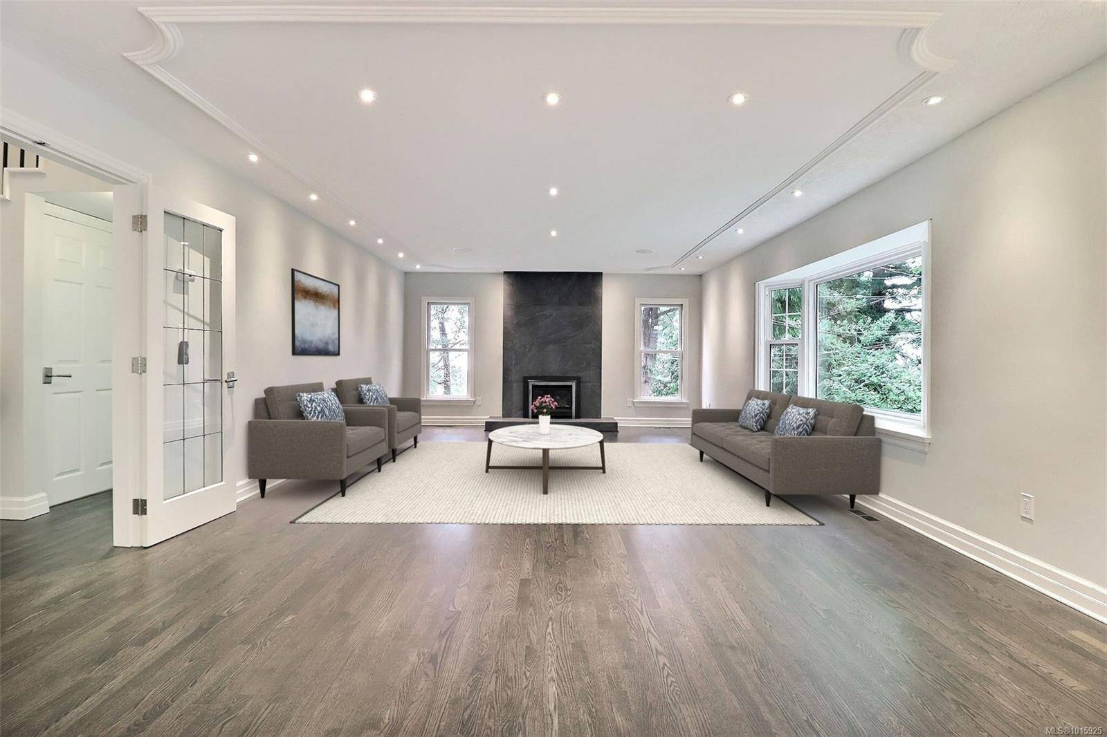 Saanich, BC V8N 3Z5,3977 Lexington Ave