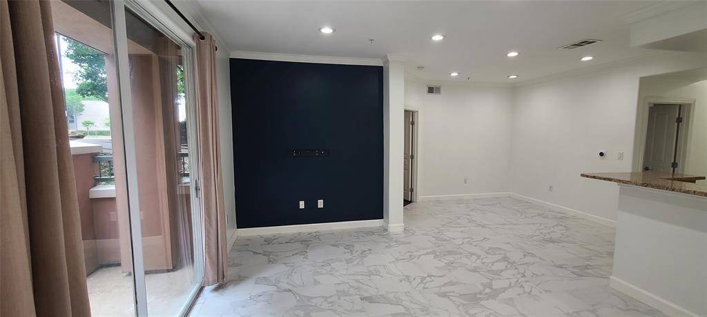 Irving, TX 75039,330 Las Colinas Boulevard E #158