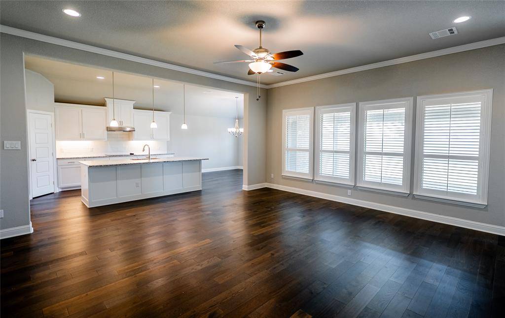 Mcgregor, TX 76657,918 Edinburgh Drive