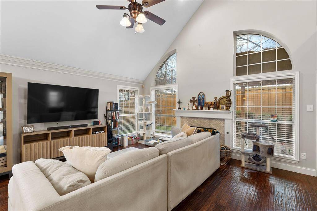 Addison, TX 75001,14584 Evergreen Court