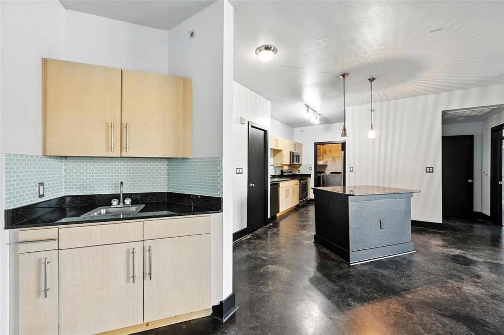 Dallas, TX 75219,4414 Cedar Springs Road #124