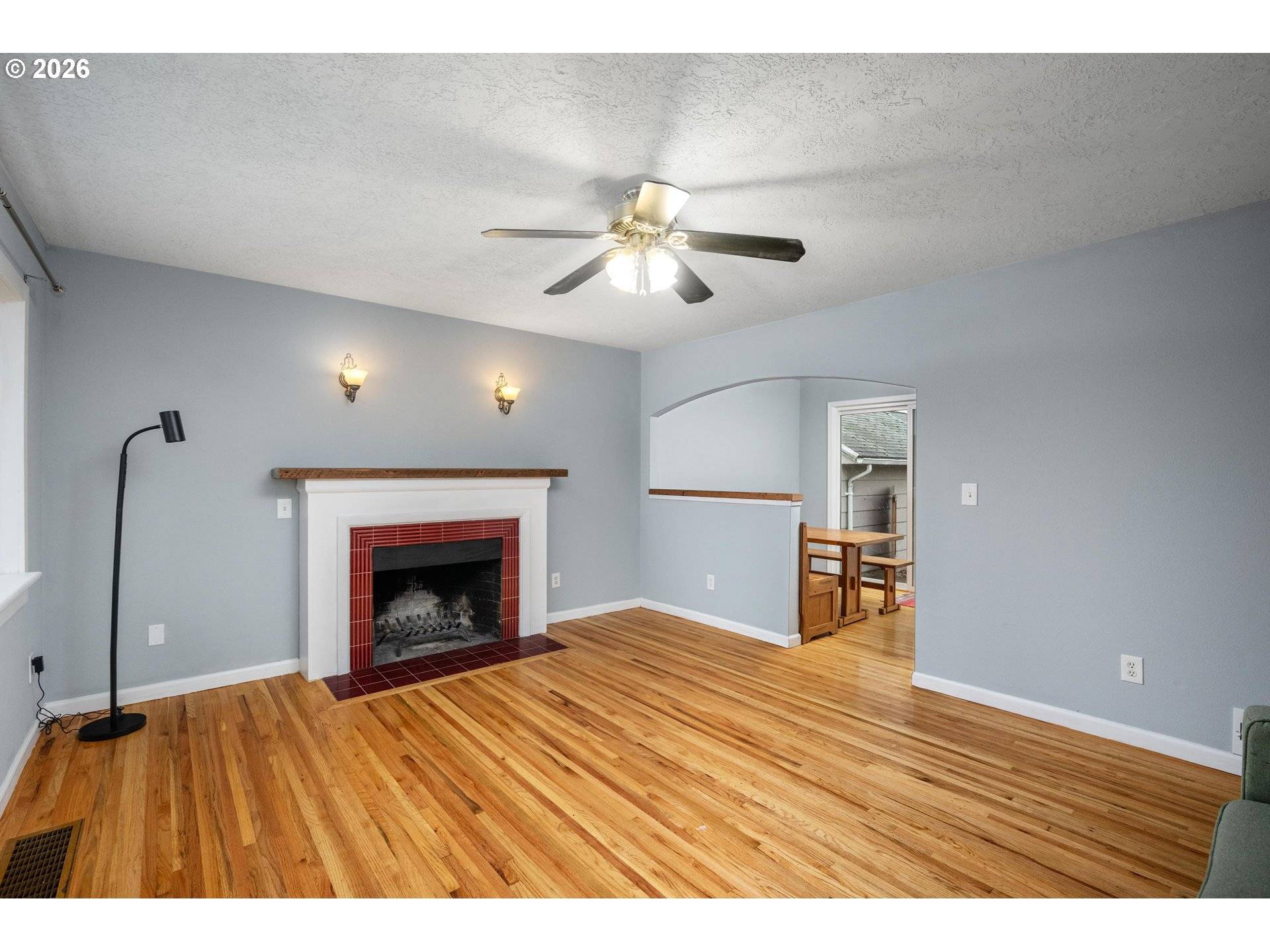 Portland, OR 97216,9006 SE CLAY ST