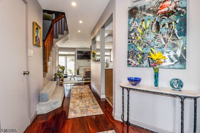 Sayreville Boro, NJ 08859,11 Borelle Sq