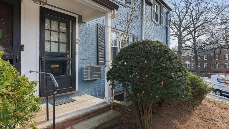 Cranford Twp., NJ 07016,201 Lincoln Park E