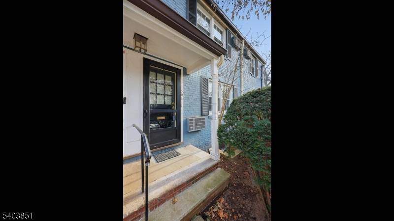 Cranford Twp., NJ 07016,201 Lincoln Park E