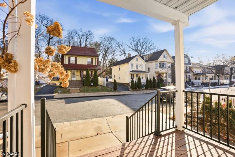 East Orange City, NJ 07017,207 Brighton Ave