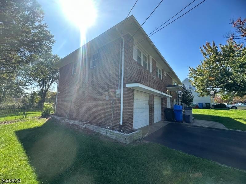 Woodbridge Twp., NJ 08830,9 Holly Rd