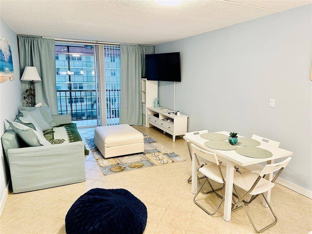 Fort Lauderdale, FL 33308,5321 NE 24th Ter #402A