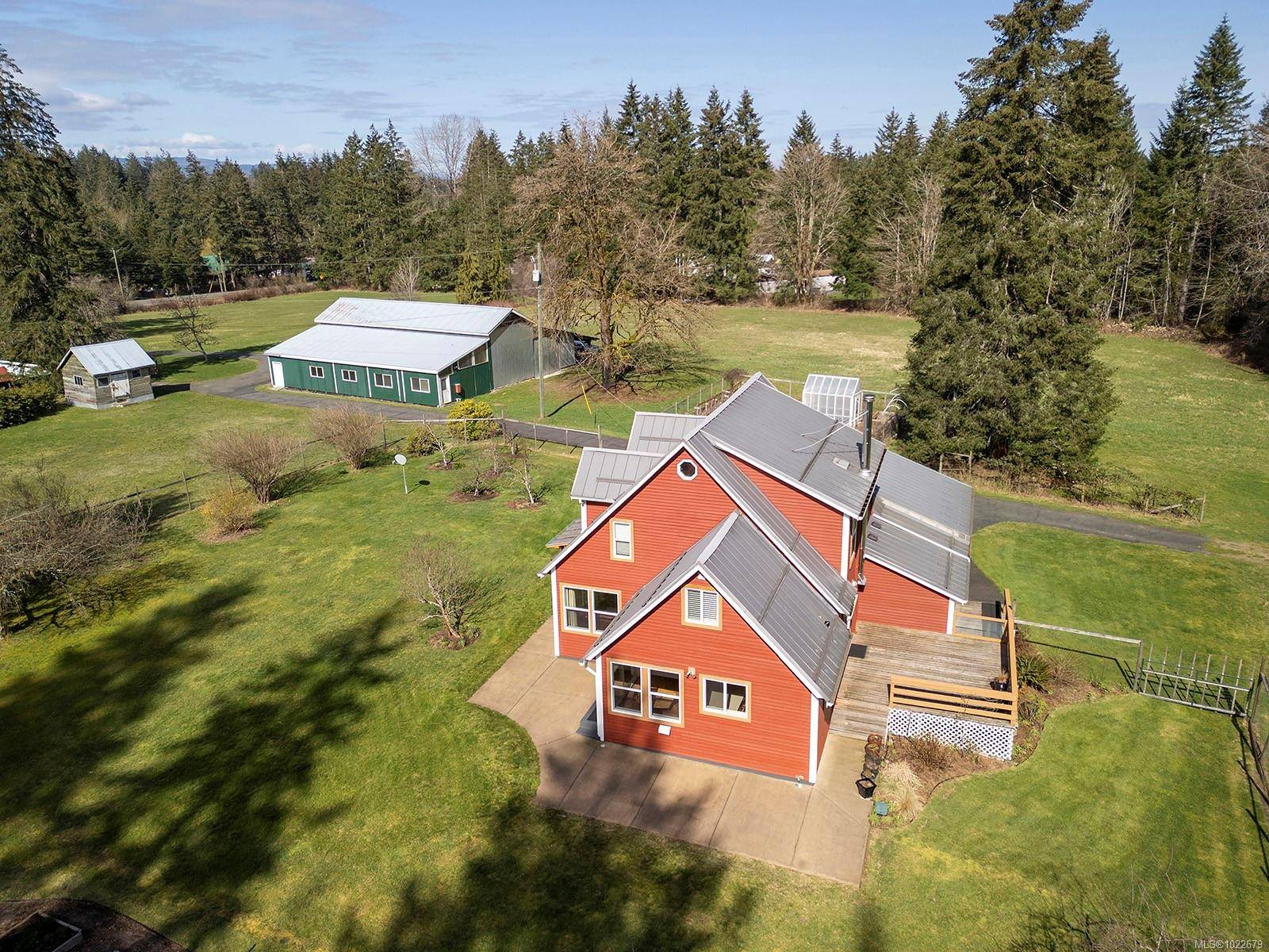 Black Creek, BC V9J 1G5,7792 Island Hwy N