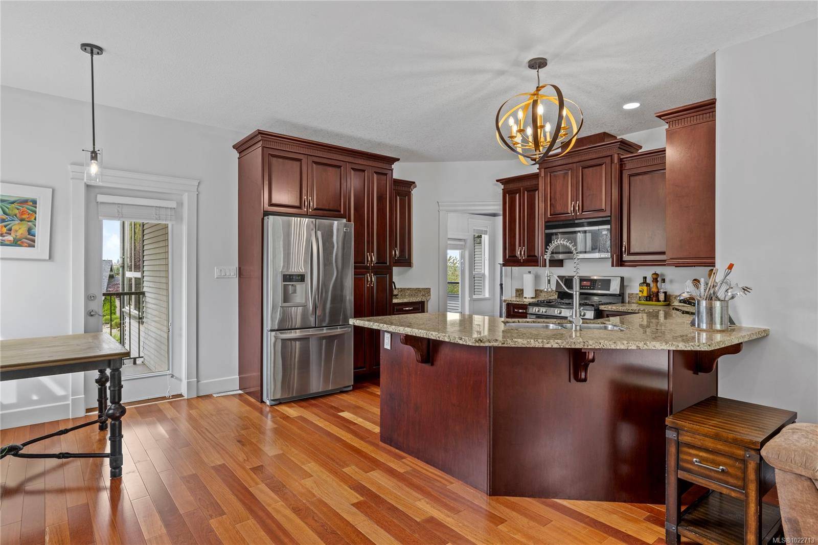 Ladysmith, BC V9G 1A3,401 Neville St #A