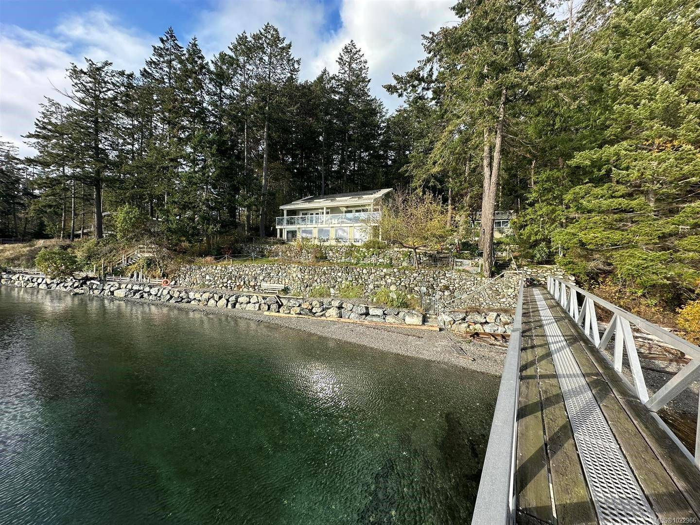 Piers Island, BC V8L 5Y7,10 McKenzie Cres