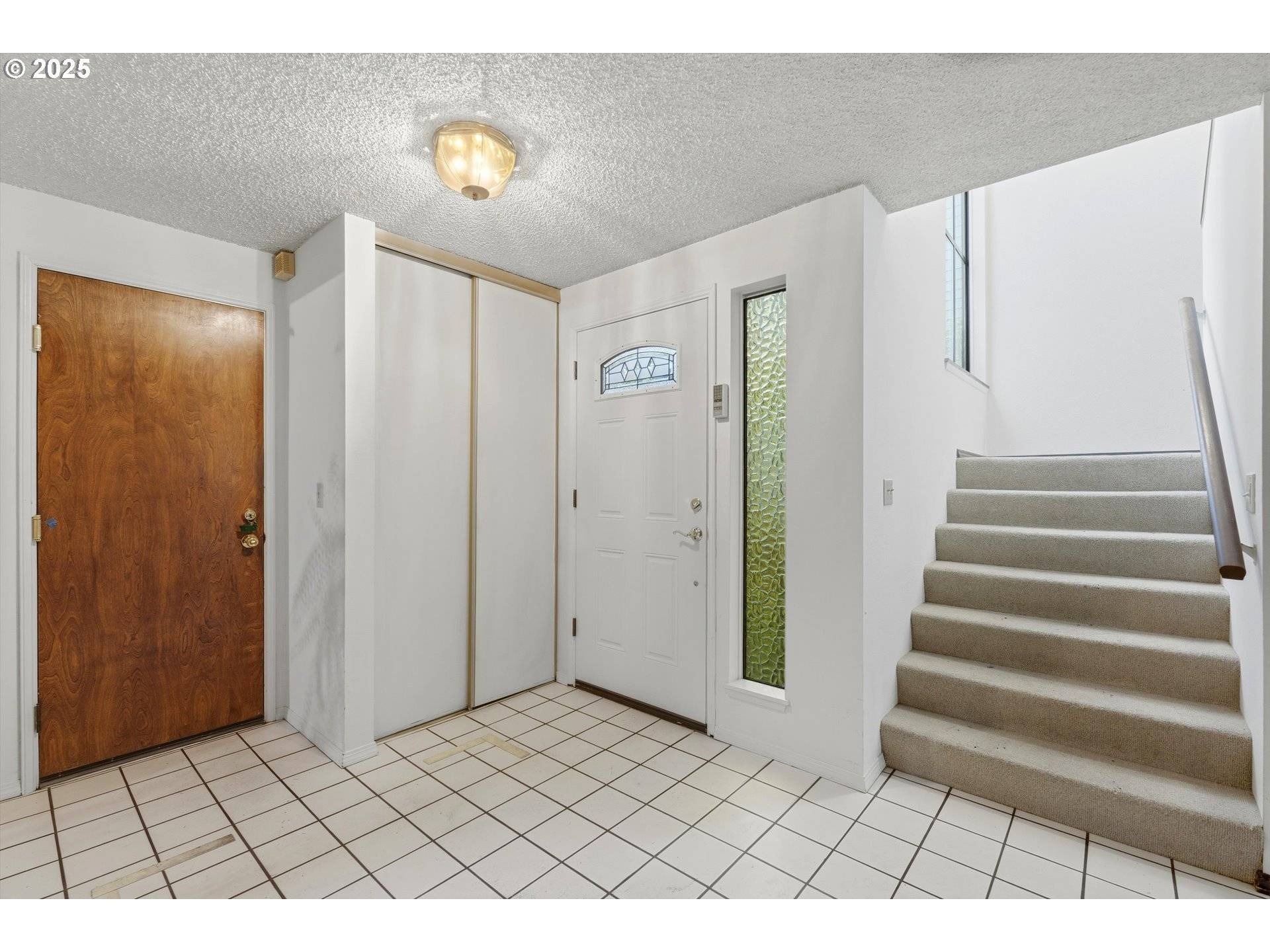 Lake Oswego, OR 97035,64 WHEATHERSTONE CT #36