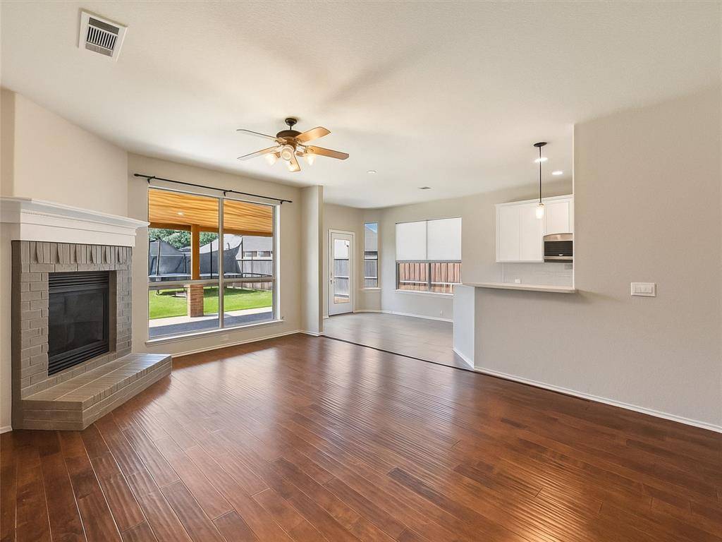 Grand Prairie, TX 75054,2815 S Serrano