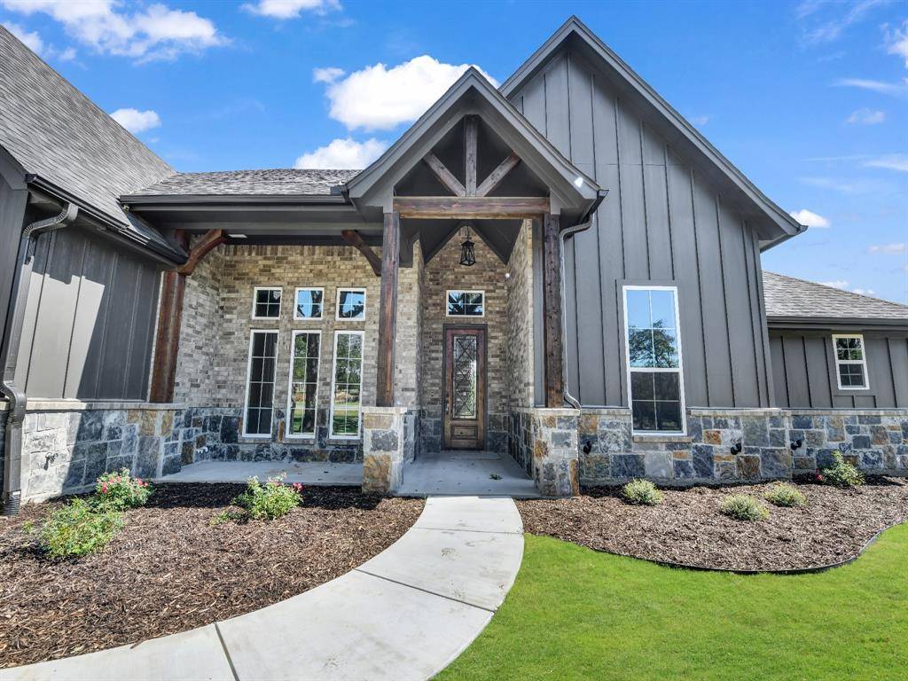 Azle, TX 76020,1052 Arbor Vista Drive