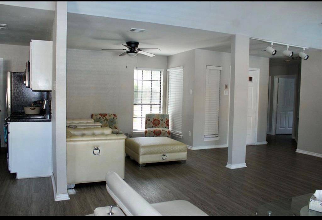 Mesquite, TX 75181,808 Bridgewater Lane