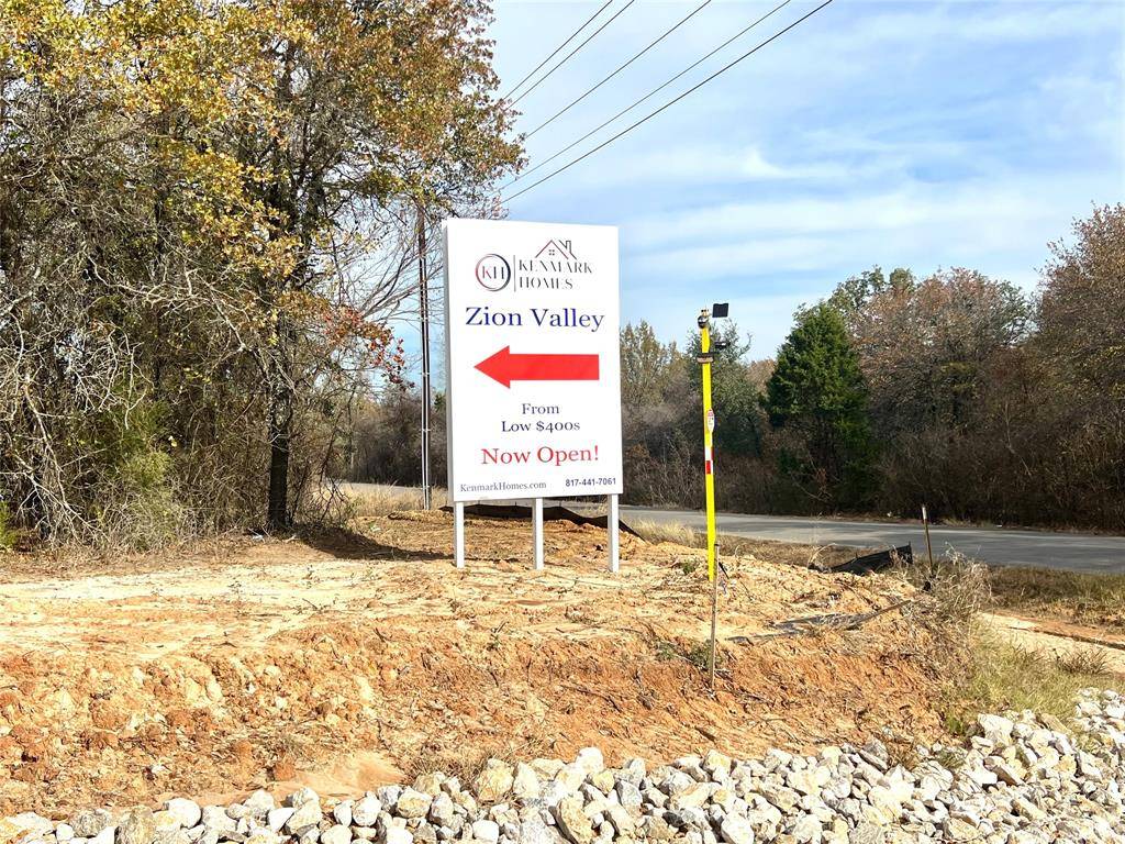 Poolville, TX 76487,304 zion ridge Ridge