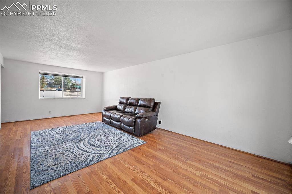 Pueblo, CO 81001,1819 Midlothian RD