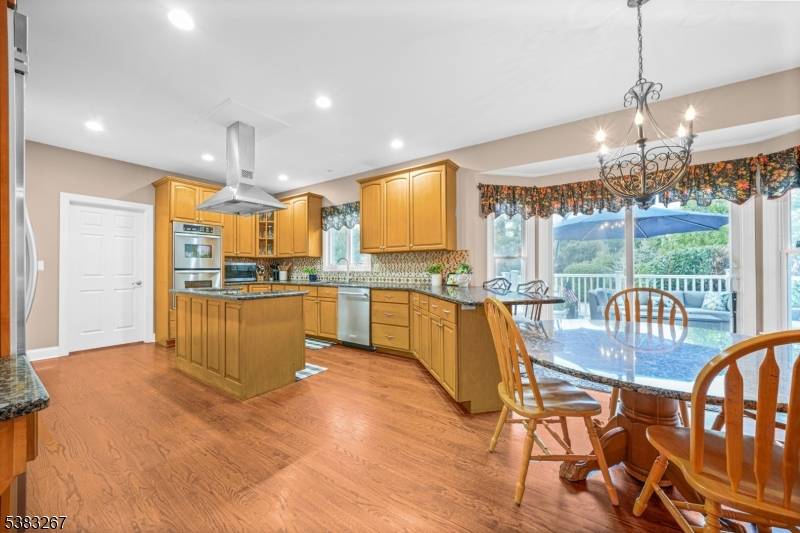 Alexandria Twp., NJ 08848,8 Hemingway Dr