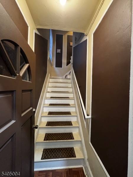 Newark City, NJ 07106,151 S Munn Ave