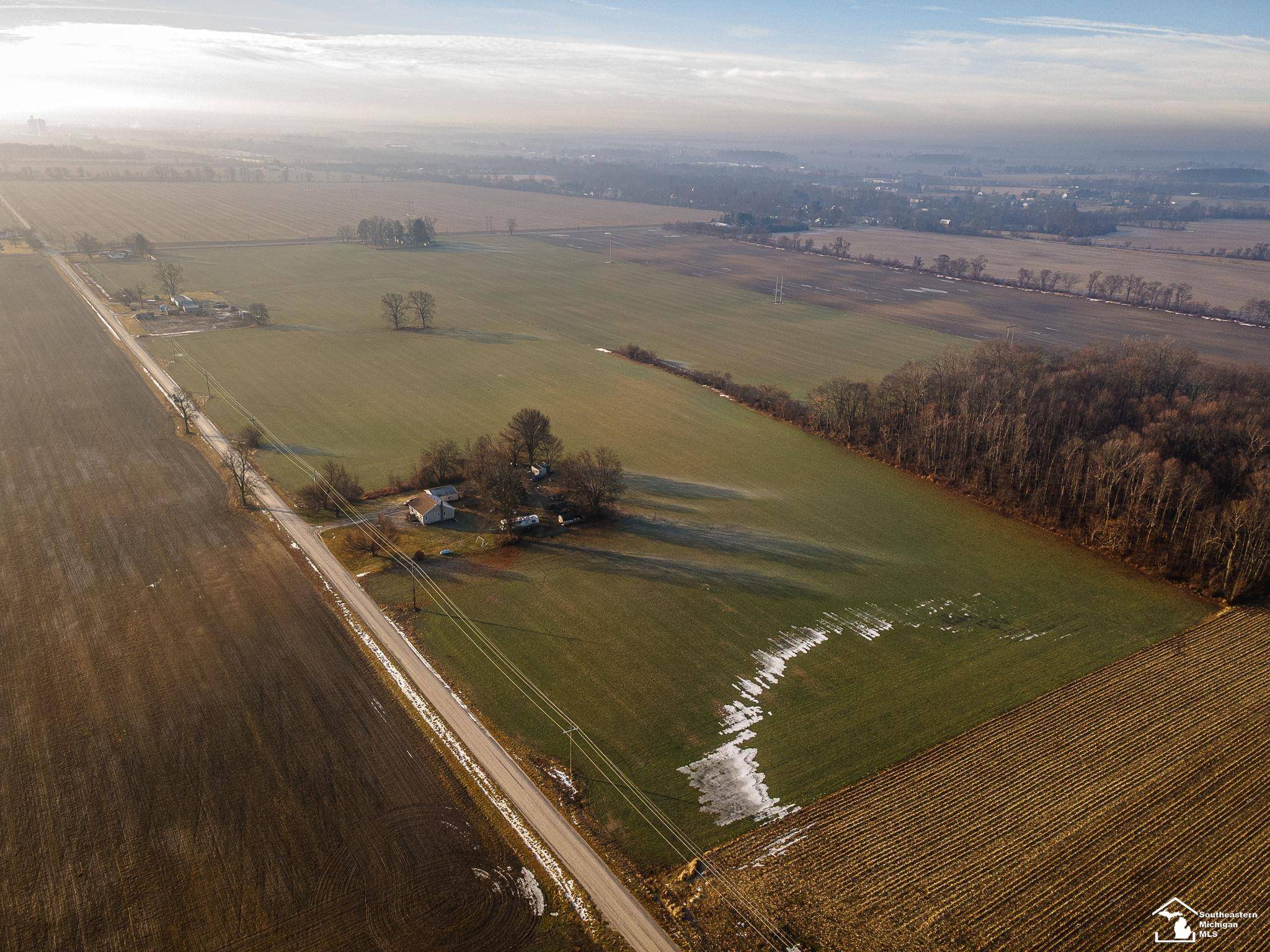 Azalia, MI 48110,00 Wells RD