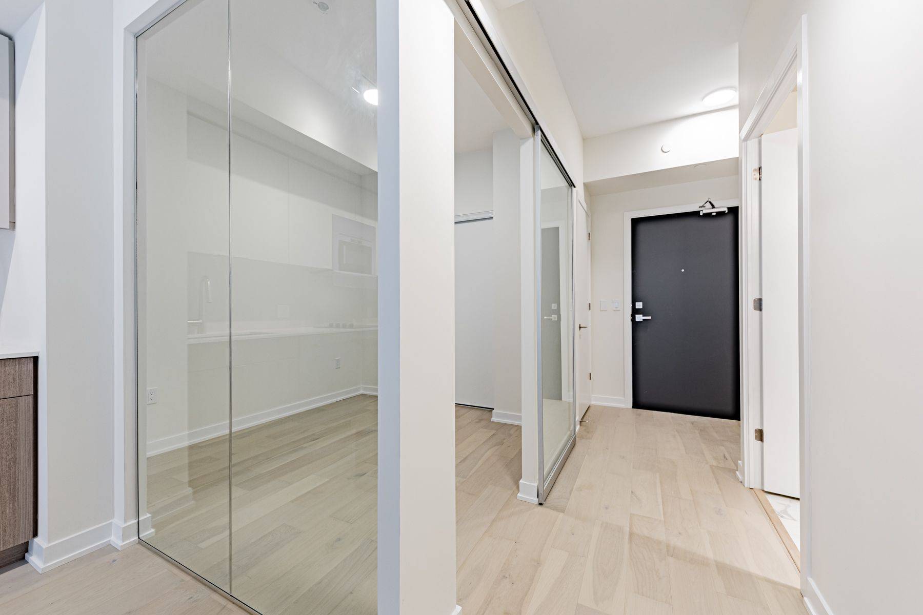 Toronto C03, ON M6C 0A4,840 St Clair AVE W #203